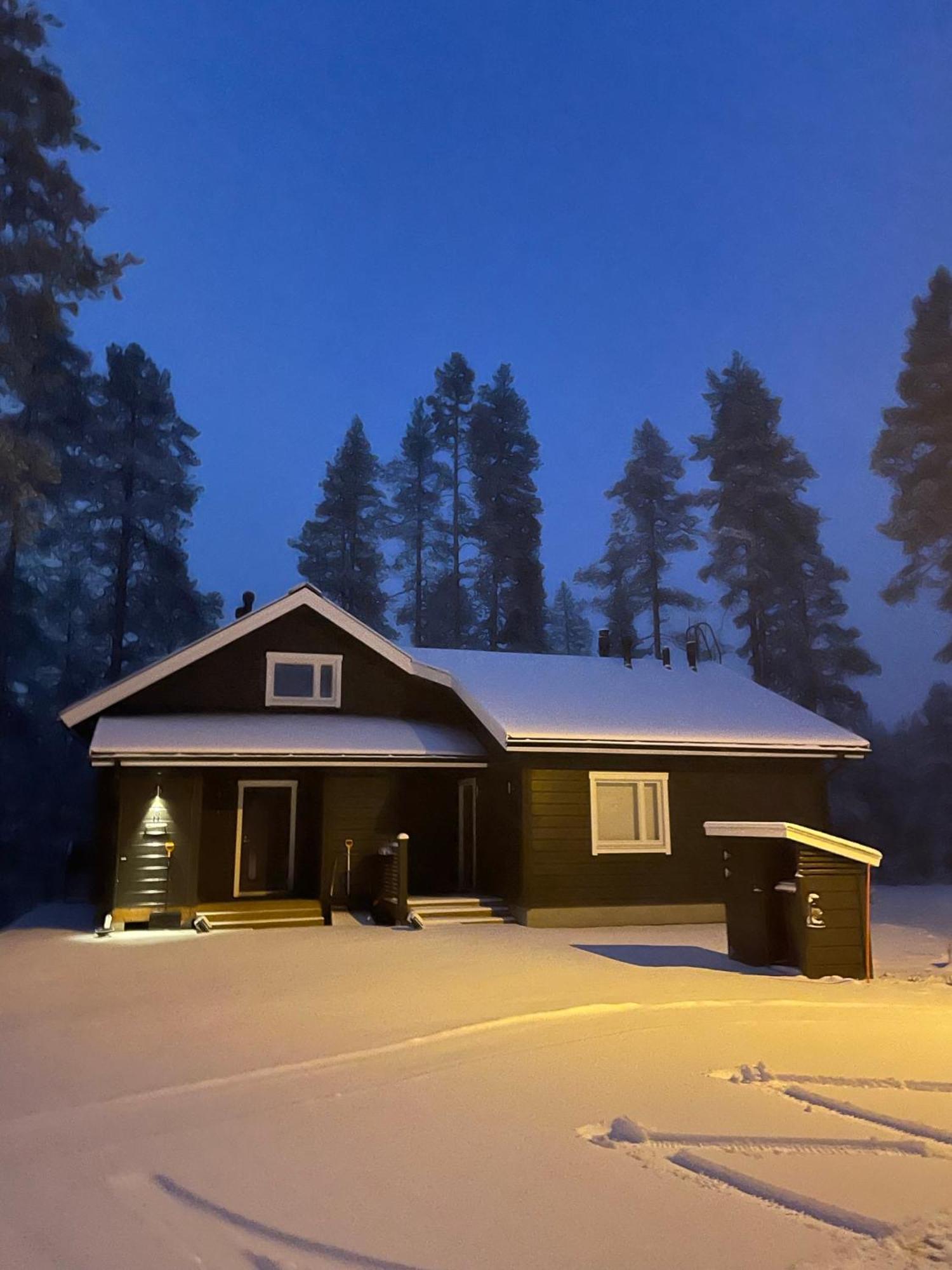 Villa Lumihelmi A & B Äkäslompolo エクステリア 写真